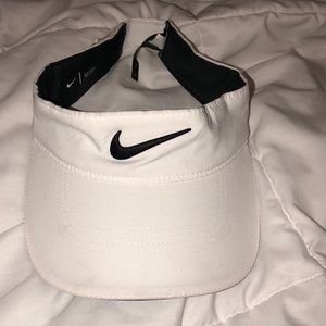Nike visor